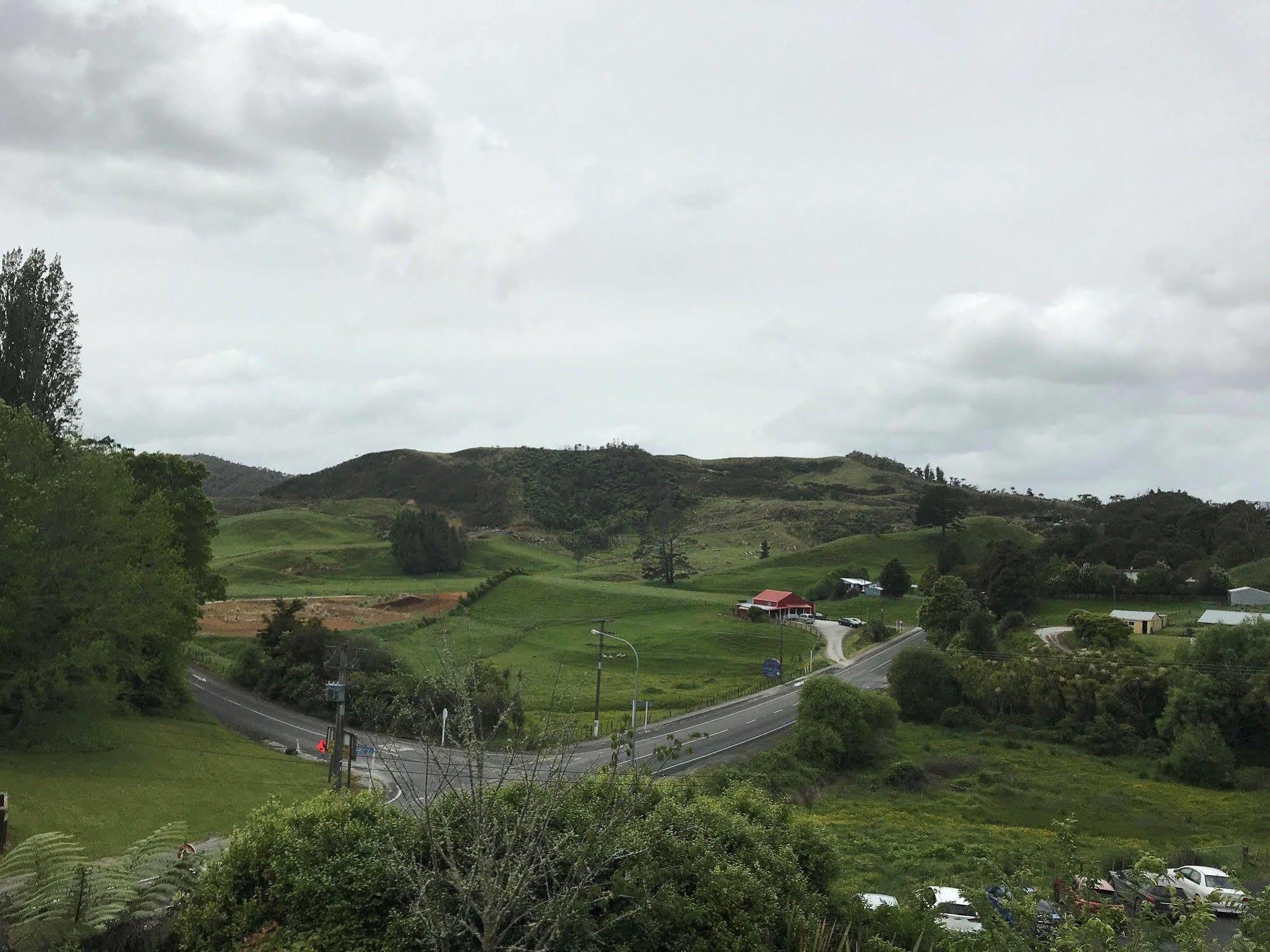 Waitomo Caves Guest Lodge Exterior photo