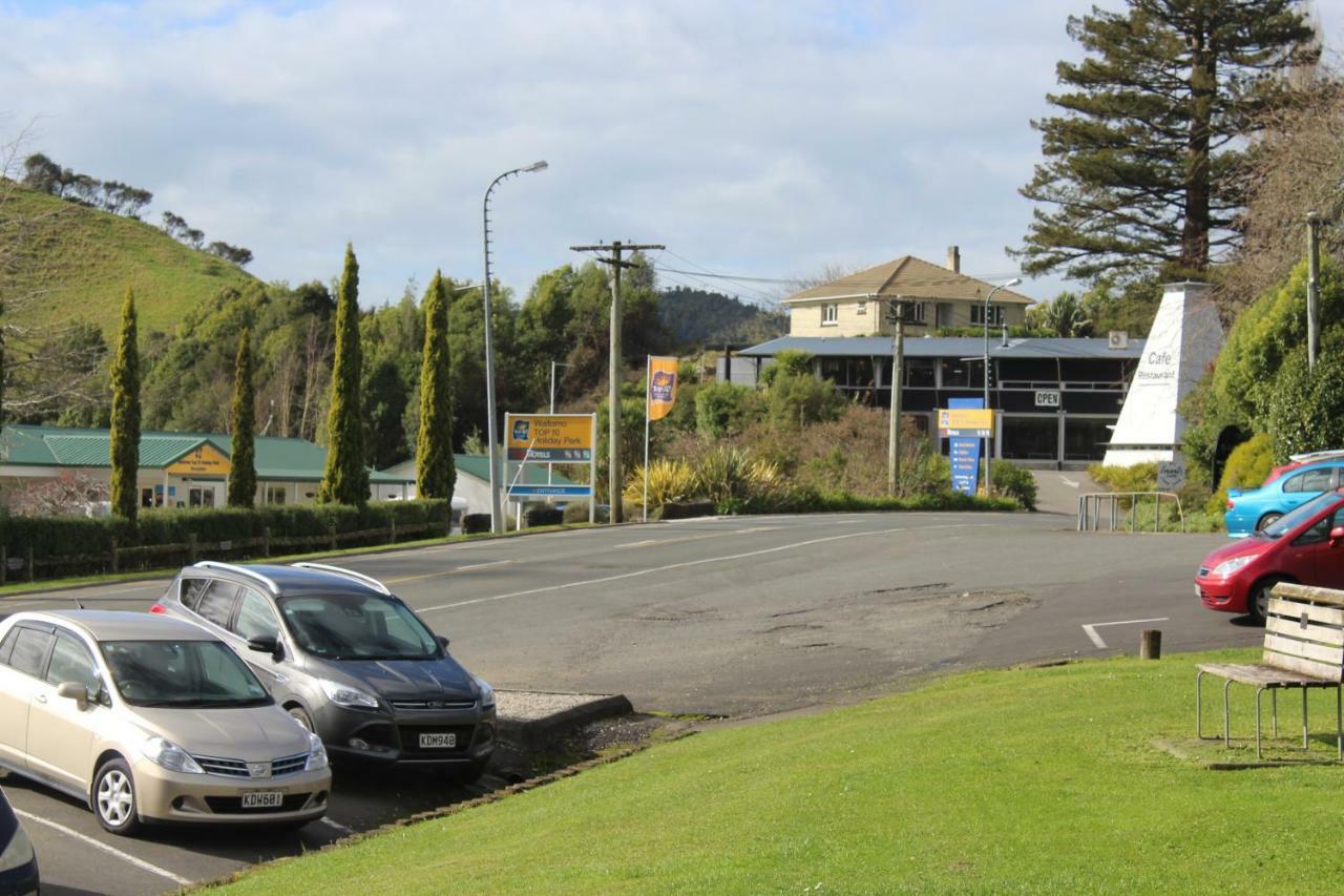 Waitomo Caves Guest Lodge Exterior photo