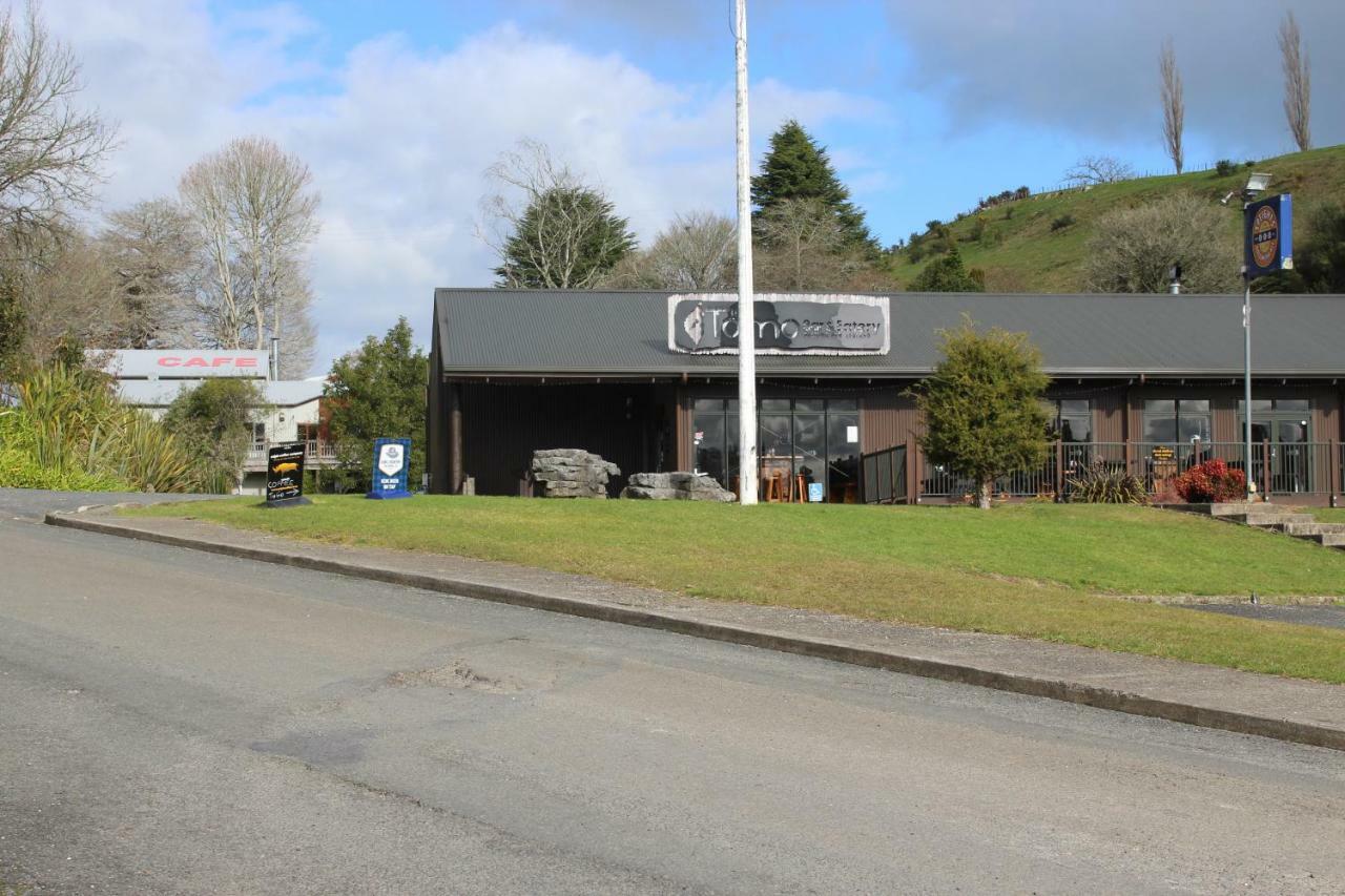 Waitomo Caves Guest Lodge Exterior photo